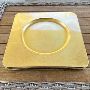 Pier 1 Gold Square Plastic Chargers (5)